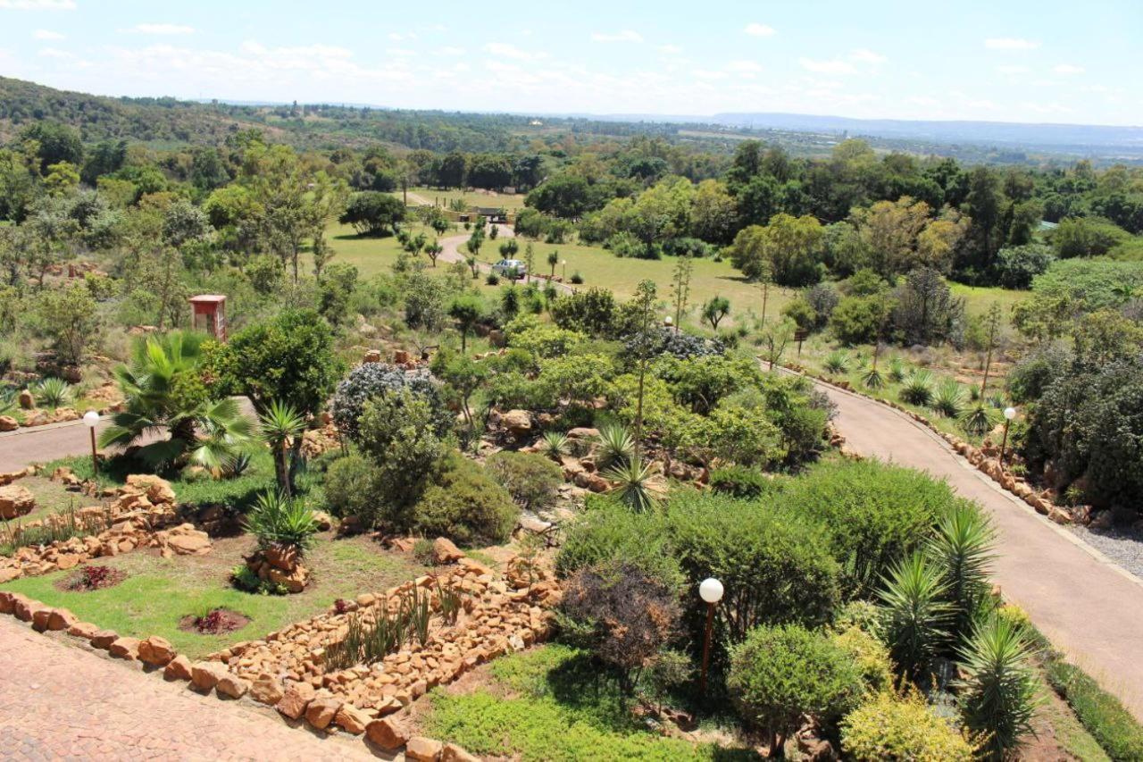 Ndlovu Lodge Pretoria Exterior photo